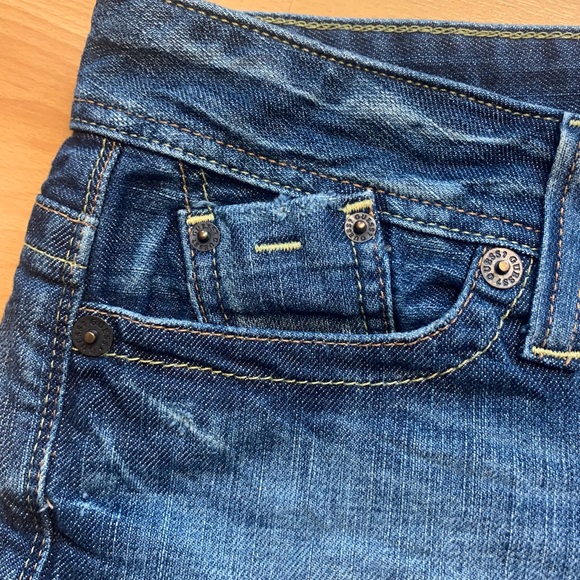 Guess jean shorts - Picture 7 of 9